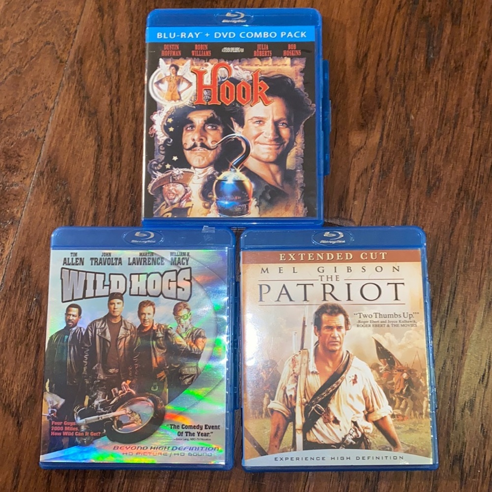 Set of 3 Blu-Ray DVD bundle movies Hook, Wild Hogs, & The Patriot​